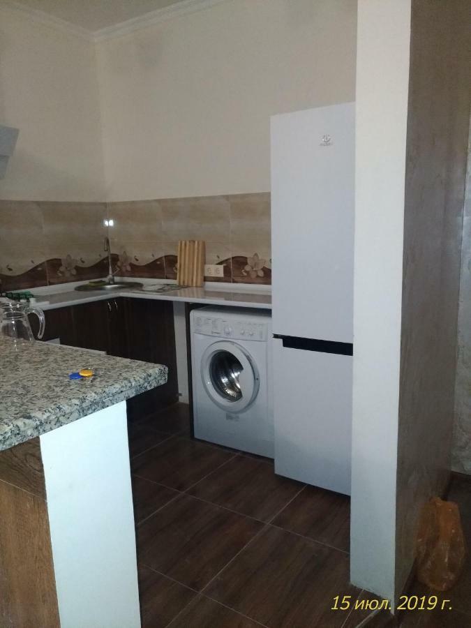 Ferienwohnung Dariana Batumi Exterior foto
